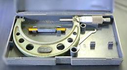 ミツトヨ　外側マイクロメータ　75-100㎜　0.01㎜