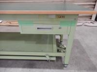 サカエ　ペダル昇降式移動作業台　180x75xH75cm