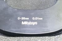 ミツトヨ　ブレードマイクロメーター　0～25mm 0.01mm