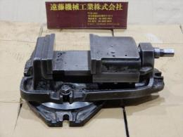 津田駒　回転台付マシンバイス　VG-125