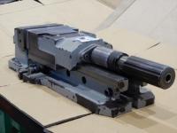 津田駒　油圧マシンバイス　口金巾125mm