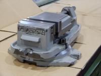 津田駒　マシンバイス　VG-150　回転台付