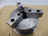 北川　3爪スクロールチャック　7吋　NEWSテーブル取付ジョイント付き