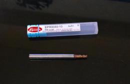 HITACHI エンドミル　EPR3040-10 4×R1　未使用