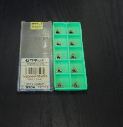 京セラ　チップ TNN22IR050M 10個　未使用