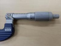 ミツトヨ　外側マイクロメーター  0～25㎜  102-701